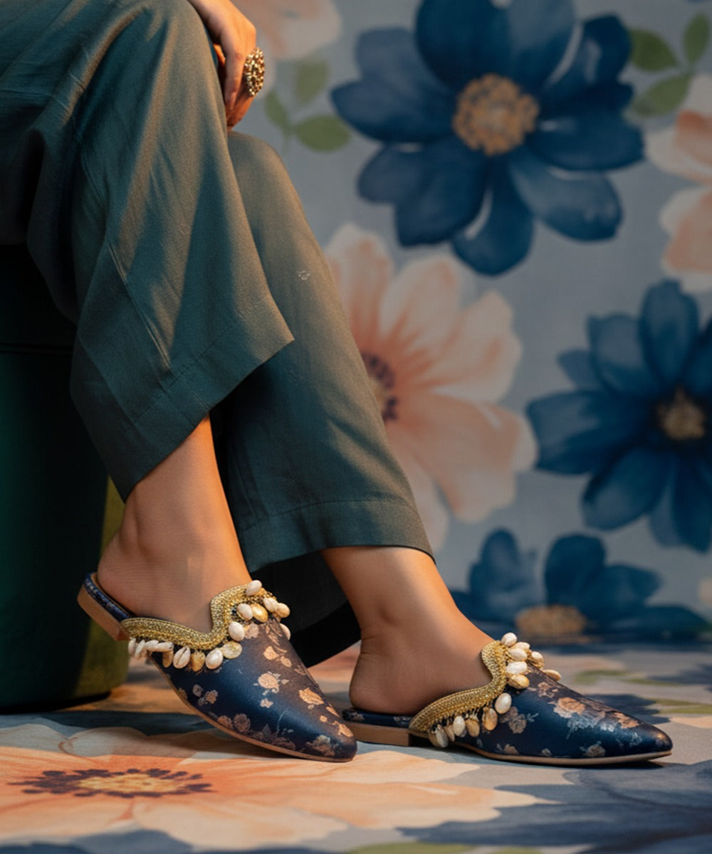 CAPRI BLACK MULE SANDAL